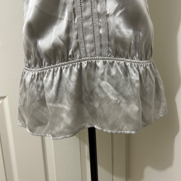 White House Black Market Silver/Grey Silk Slip Top With Button Detail Size XS - Picture 6 of 9